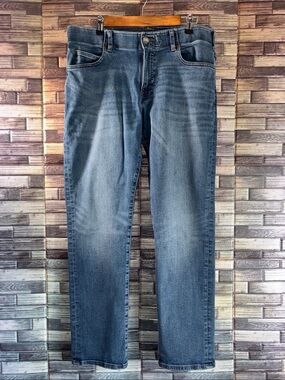 Lee Classic Men's Blue Jeans - Straight Fit Tapered Leg Extremely Motion 34x32